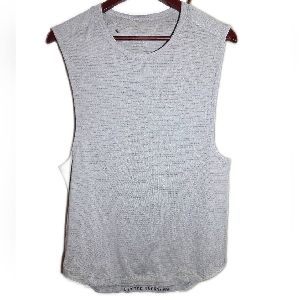 Lululemon Light Gray Sleeveless Knit Tank Top Mens Medium Large